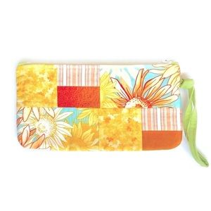 ✅ 5 for $25 - Quilted Sunflower Wristlet or Cosmetic Bag, Handmade